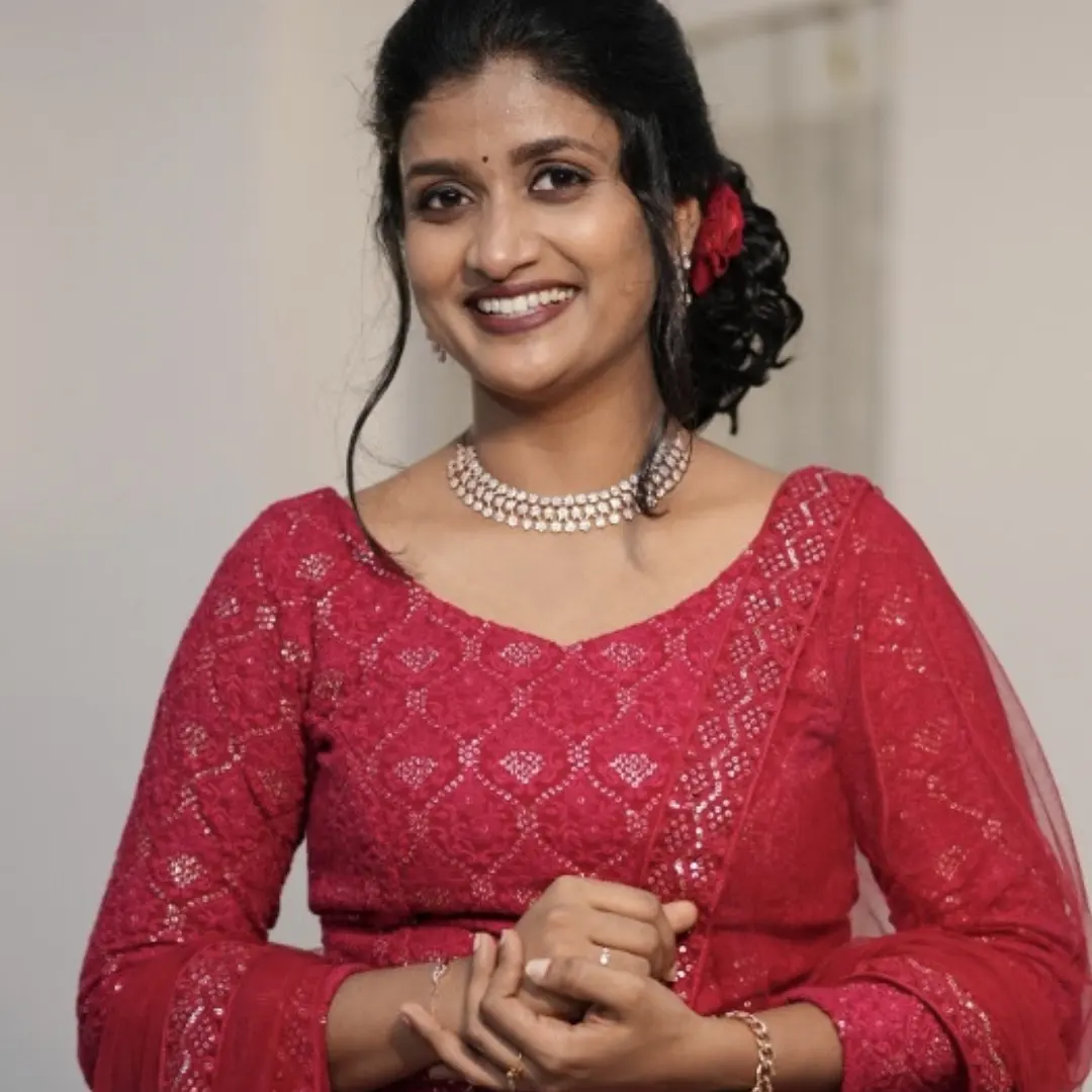 SAKHI BEAUTY PARLOUR PERAVOOR